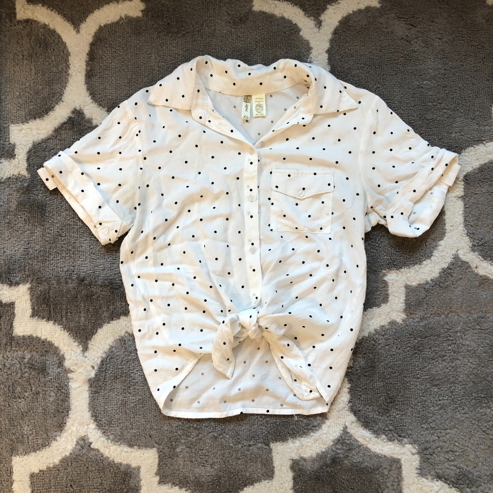 White and Black Polka Dot Crop Twist Top